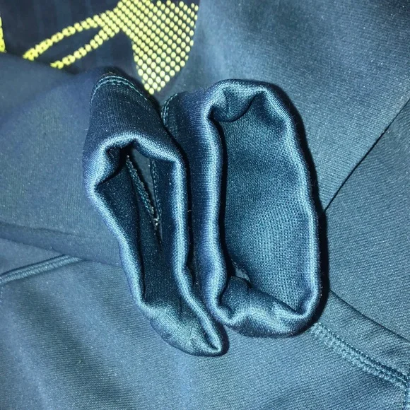 Under armour pullover sweatshirt - Picture 3 of 3